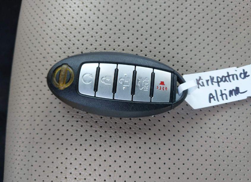 Photo 11 of 2015 Nissan Altima 2.5 SL (VIN 1N4AL3AP2FC151976)