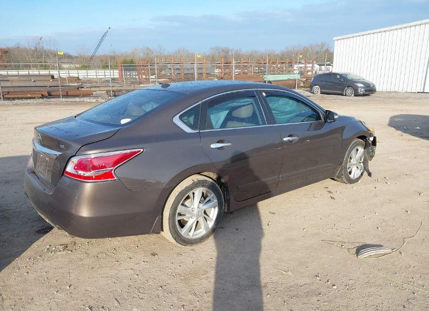 Photo 4 of 2015 Nissan Altima 2.5 SL (VIN 1N4AL3AP2FC151976)