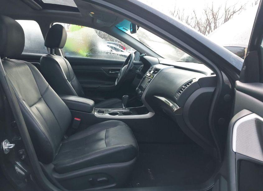 Photo 5 of 2015 Nissan Altima 2.5 SL (VIN 1N4AL3AP2FC160273)