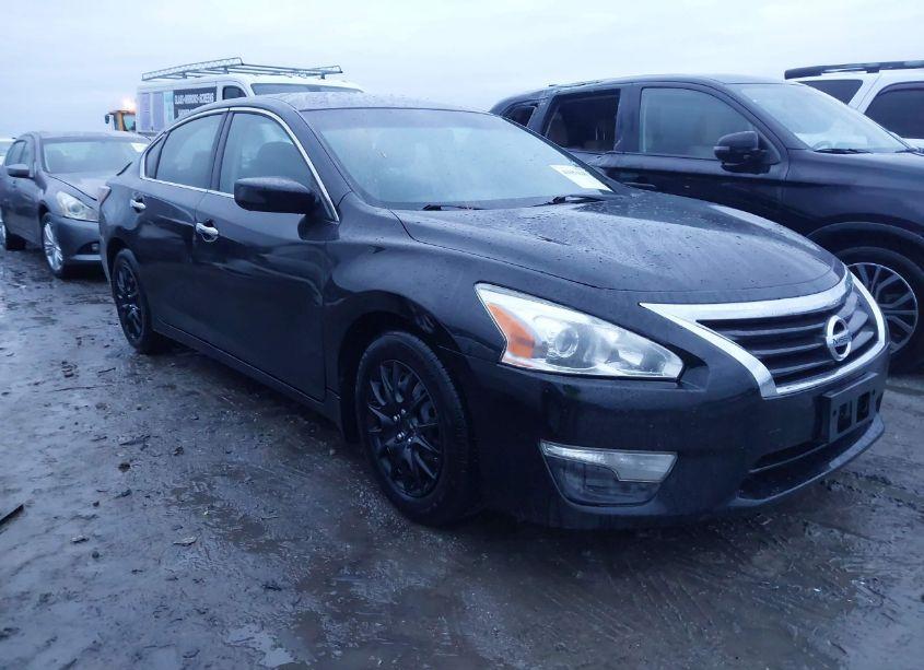 2015 Nissan Altima 2.5 S (VIN 1N4AL3AP2FC180054) main photo