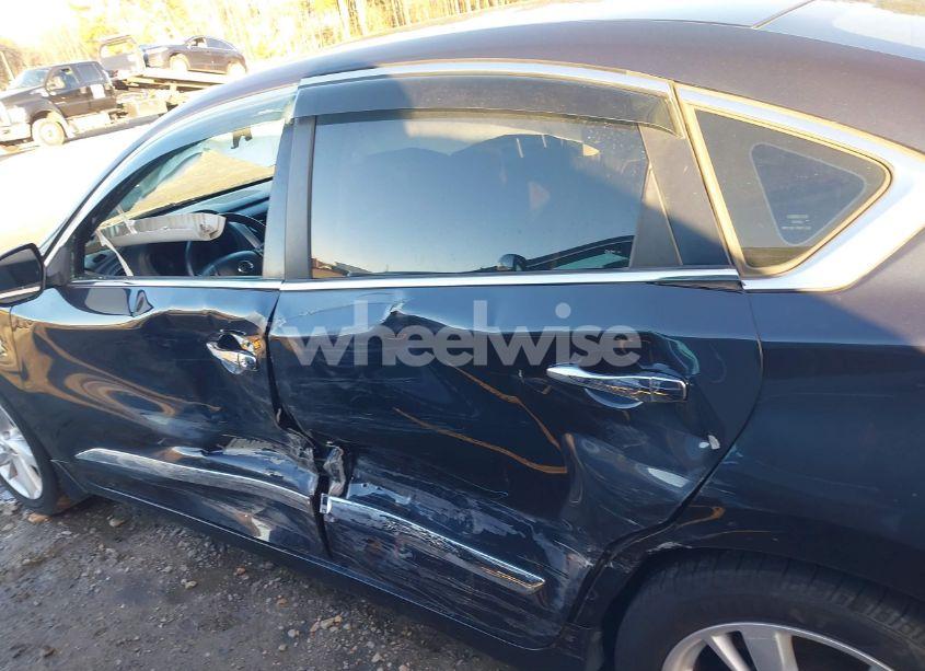 Photo 17 of 2015 Nissan Altima 2.5 SV (VIN 1N4AL3AP2FC181043)