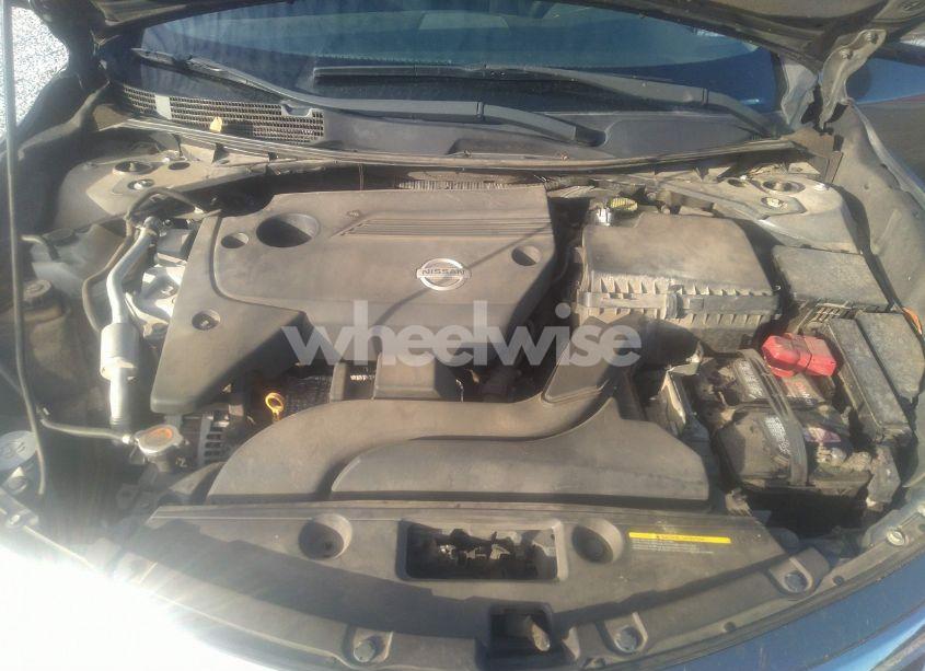 Photo 10 of 2015 Nissan Altima 2.5 SV (VIN 1N4AL3AP2FC187618)