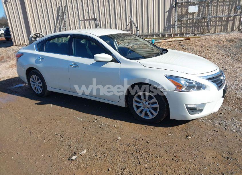 2015 Nissan Altima 2.5 S (VIN 1N4AL3AP2FC206734) main photo