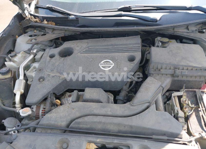 Photo 10 of 2015 Nissan Altima 2.5 SV (VIN 1N4AL3AP2FC207687)