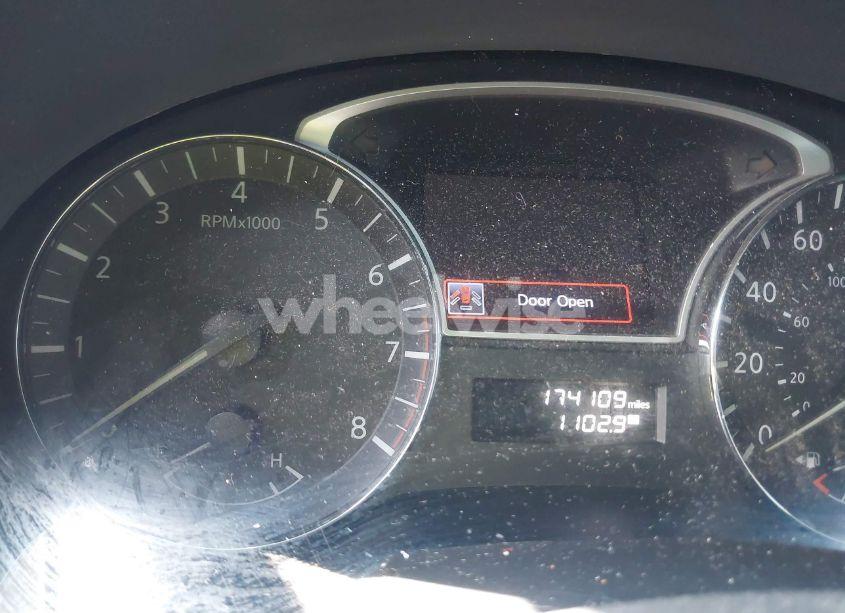 Photo 7 of 2015 Nissan Altima 2.5 SV (VIN 1N4AL3AP2FC207687)