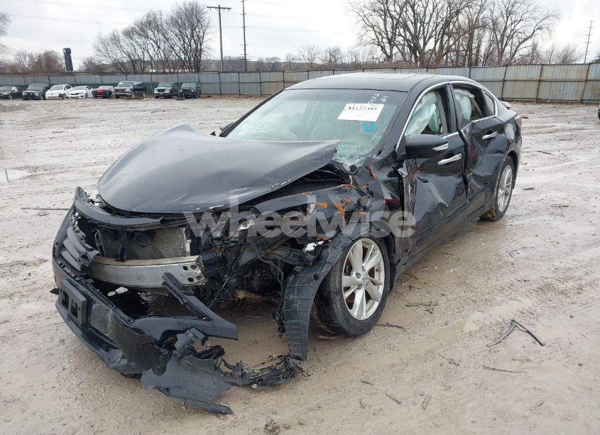 Photo 2 of 2015 Nissan Altima 2.5 SL (VIN 1N4AL3AP2FC208855)