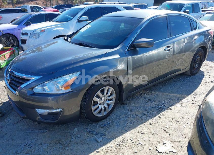Photo 2 of 2015 Nissan Altima 2.5 S (VIN 1N4AL3AP2FC222819)