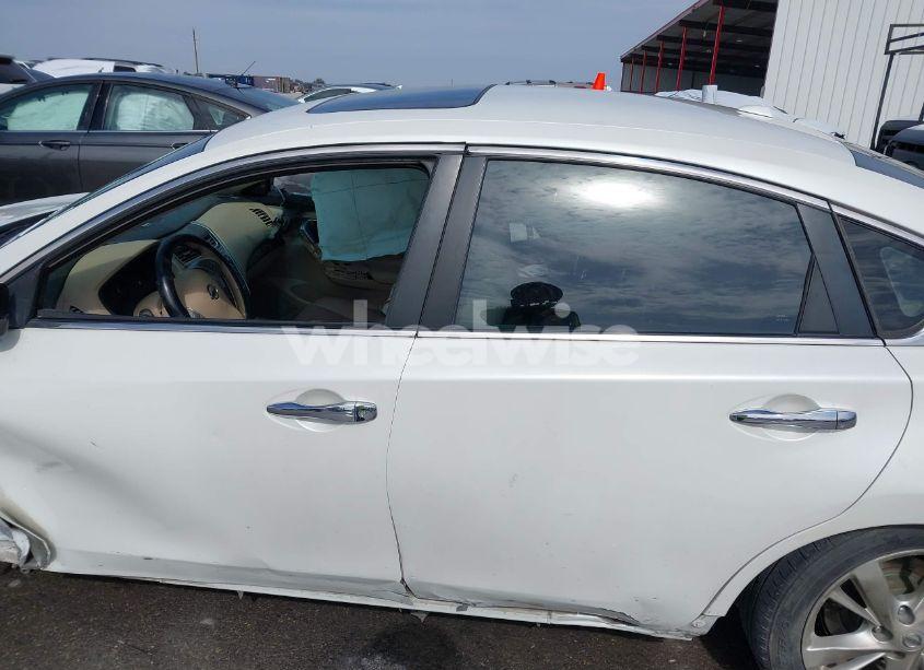 Photo 14 of 2015 Nissan Altima 2.5 SL (VIN 1N4AL3AP2FC239104)