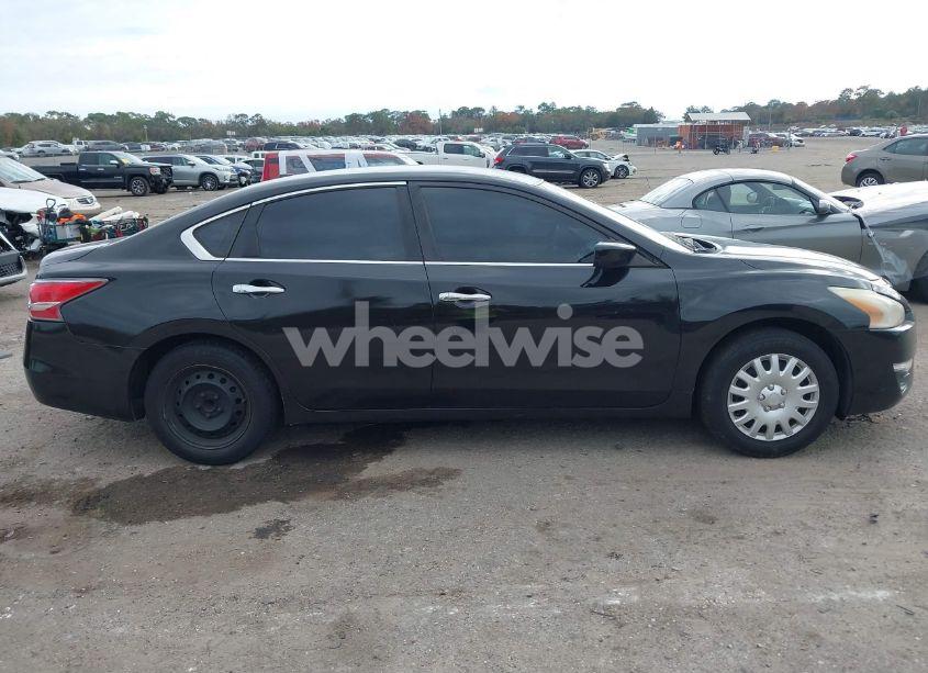 Photo 13 of 2015 Nissan Altima 2.5/2.5 S/2.5 SL/2.5 SV (VIN 1N4AL3AP2FC246554)