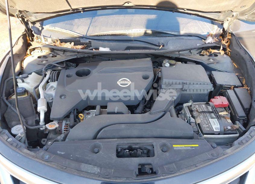 Photo 10 of 2015 Nissan Altima 2.5 SV (VIN 1N4AL3AP2FC257327)