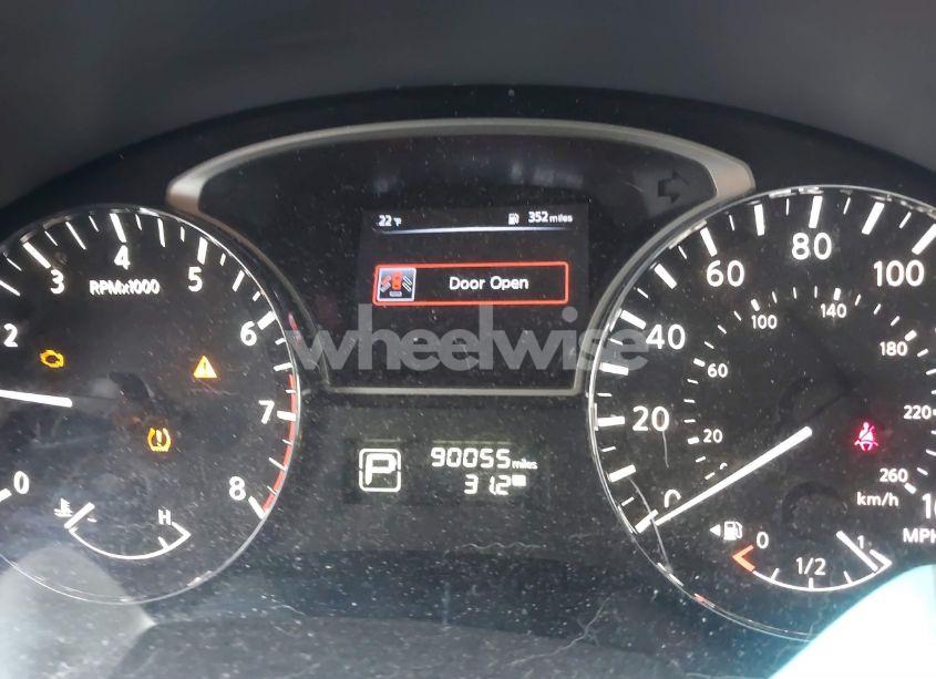 Photo 7 of 2015 Nissan Altima 2.5/2.5 S/2.5 SL/2.5 SV (VIN 1N4AL3AP2FC260504)