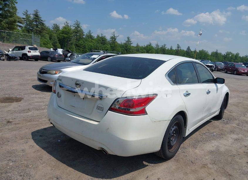 Photo 4 of 2015 Nissan Altima 2.5/2.5 S/2.5 SL/2.5 SV (VIN 1N4AL3AP2FC276895)