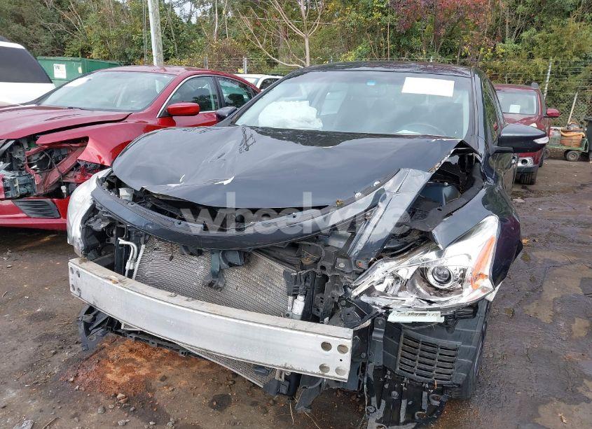 Photo 12 of 2015 Nissan Altima 2.5 SV (VIN 1N4AL3AP2FC284608)