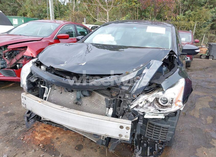 Photo 6 of 2015 Nissan Altima 2.5 SV (VIN 1N4AL3AP2FC284608)