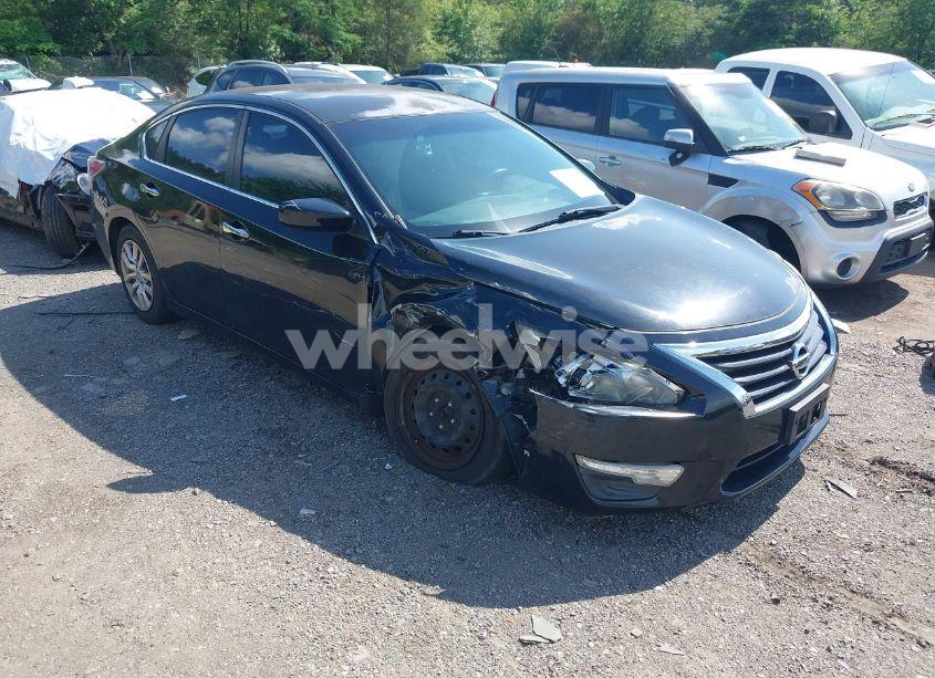 2015 Nissan Altima 2.5/2.5 S/2.5 SL/2.5 SV (VIN 1N4AL3AP2FC284897) main photo