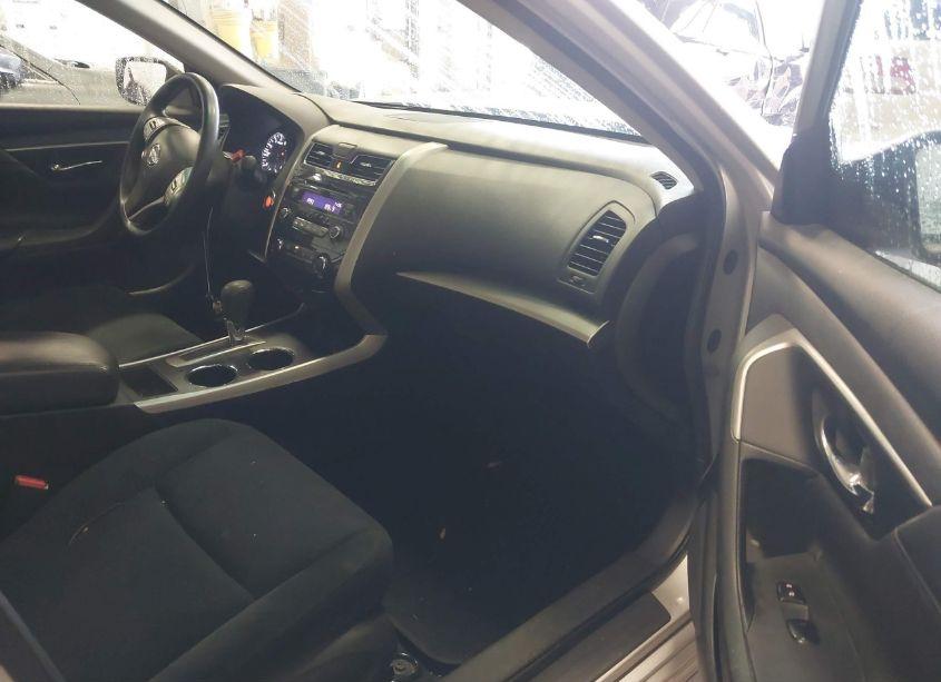 Photo 5 of 2015 Nissan Altima 2.5/2.5 S/2.5 SL/2.5 SV (VIN 1N4AL3AP2FC285144)