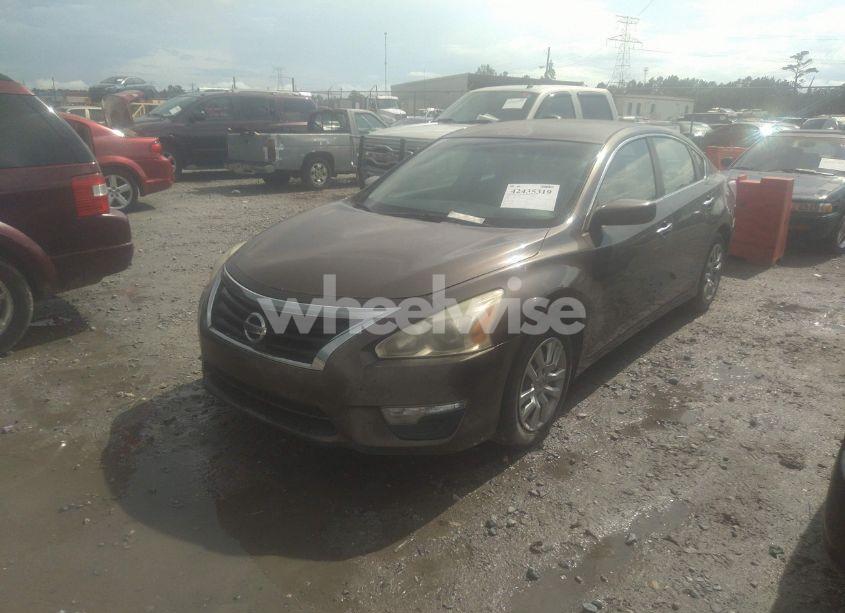 Photo 2 of 2015 Nissan Altima 2.5/2.5 S/2.5 SL/2.5 SV (VIN 1N4AL3AP2FC291400)