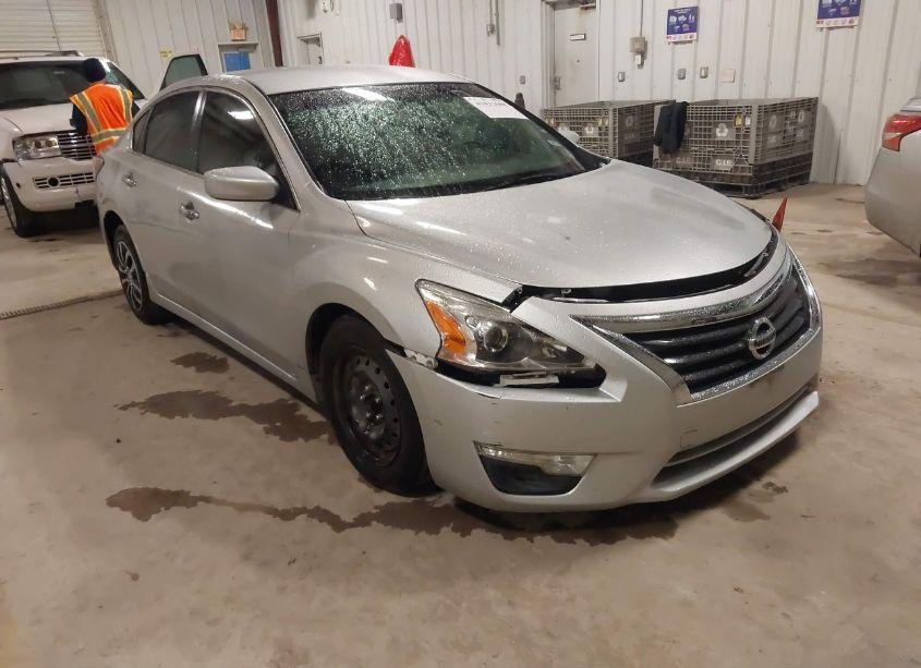 2015 Nissan Altima 2.5/2.5 S/2.5 SL/2.5 SV (VIN 1N4AL3AP2FC296418) main photo