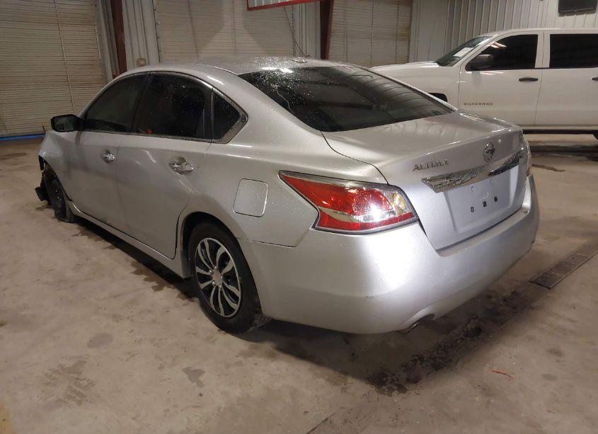 Photo 3 of 2015 Nissan Altima 2.5/2.5 S/2.5 SL/2.5 SV (VIN 1N4AL3AP2FC296418)