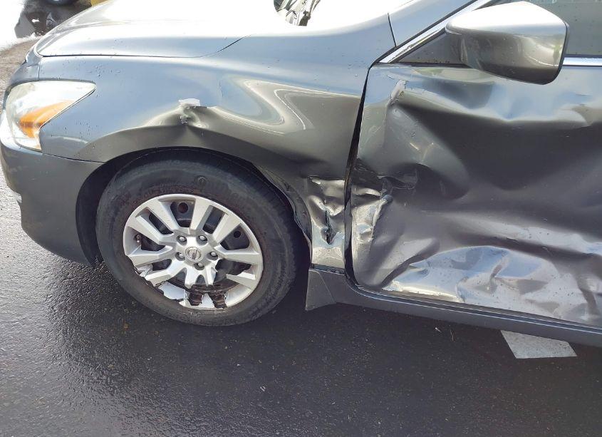 Photo 18 of 2015 Nissan Altima 2.5 S (VIN 1N4AL3AP2FC421059)