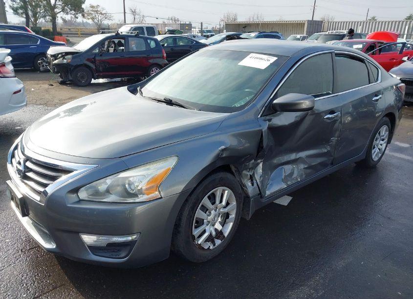 Photo 2 of 2015 Nissan Altima 2.5 S (VIN 1N4AL3AP2FC421059)