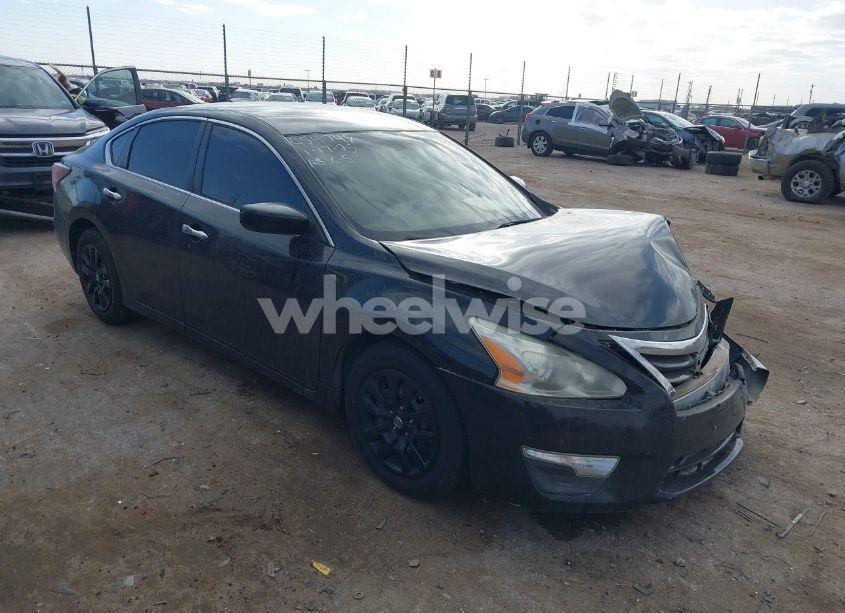 2015 Nissan Altima 2.5/2.5 S/2.5 SL/2.5 SV (VIN 1N4AL3AP2FC423913) main photo