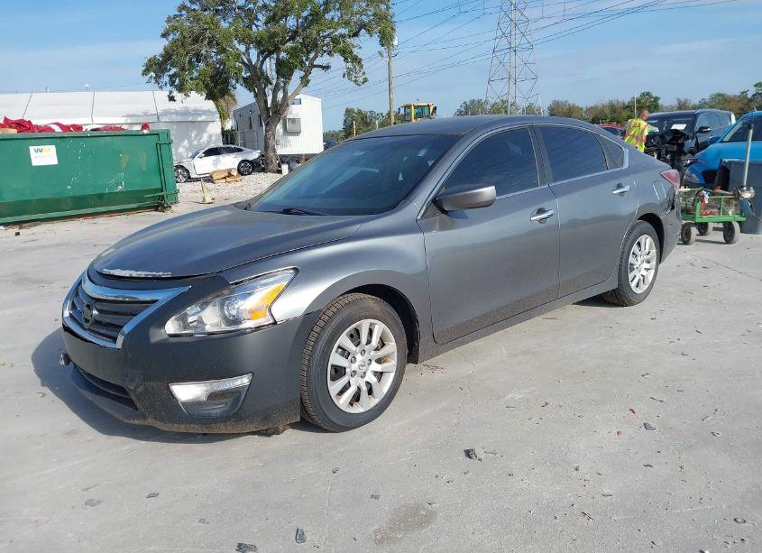 Photo 2 of 2015 Nissan Altima 2.5/2.5 S/2.5 SL/2.5 SV (VIN 1N4AL3AP2FC439951)