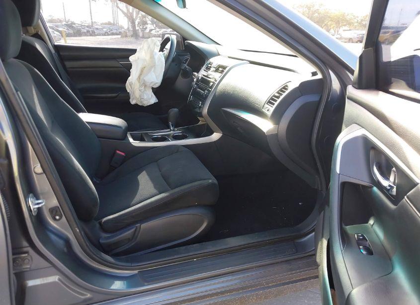 Photo 5 of 2015 Nissan Altima 2.5/2.5 S/2.5 SL/2.5 SV (VIN 1N4AL3AP2FC439951)