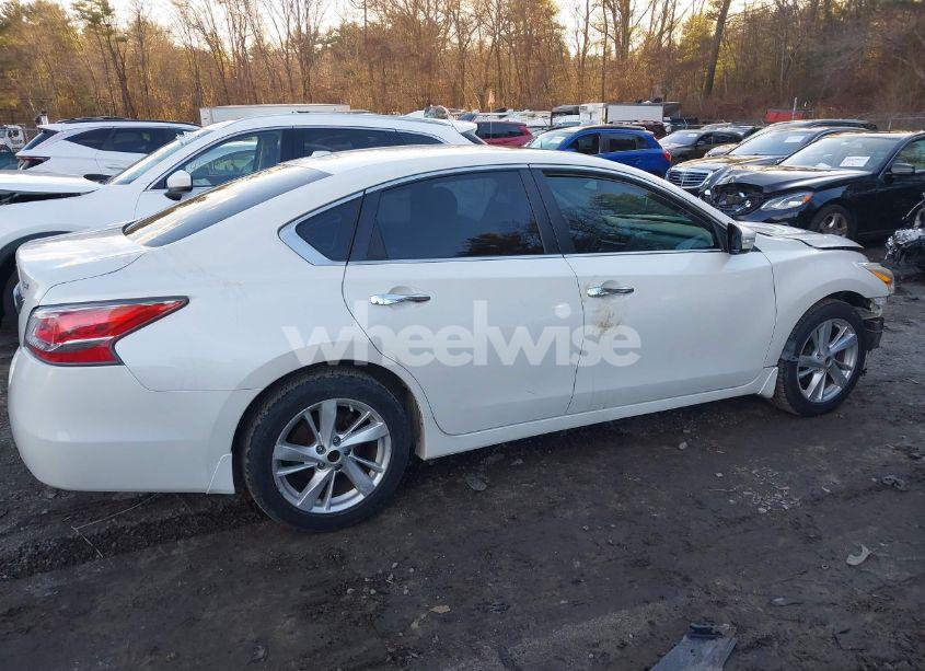 Photo 13 of 2015 Nissan Altima 2.5/2.5 S/2.5 SL/2.5 SV (VIN 1N4AL3AP2FC444857)