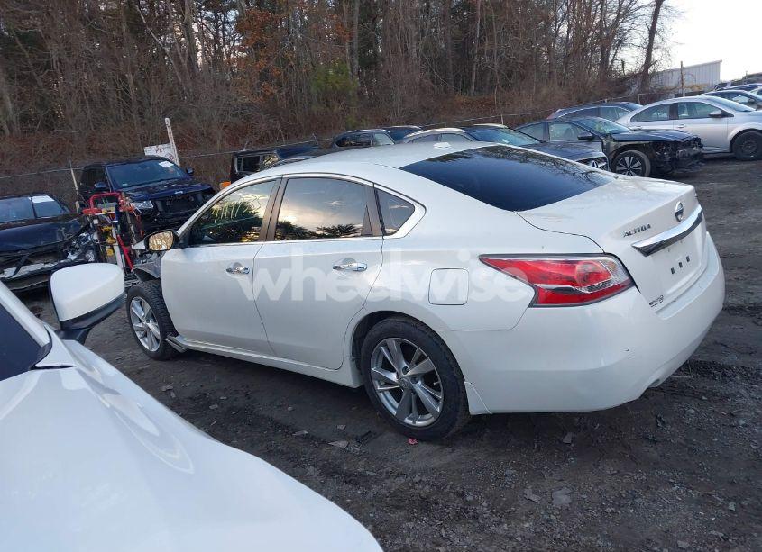 Photo 14 of 2015 Nissan Altima 2.5/2.5 S/2.5 SL/2.5 SV (VIN 1N4AL3AP2FC444857)