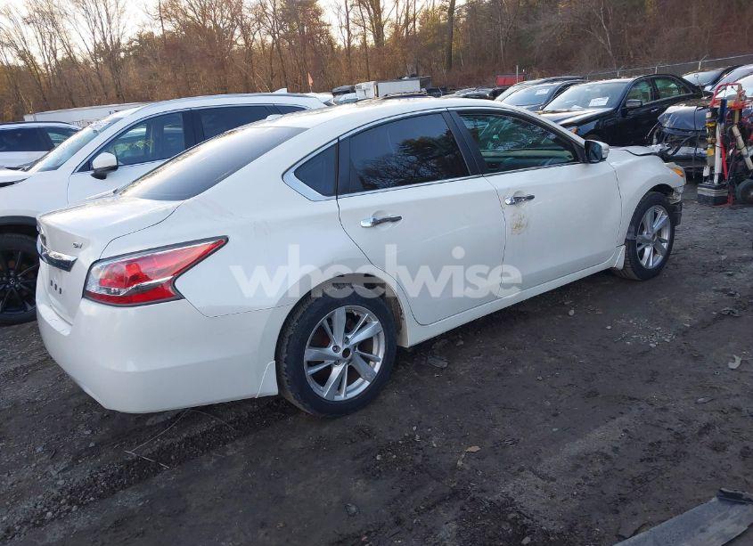 Photo 4 of 2015 Nissan Altima 2.5/2.5 S/2.5 SL/2.5 SV (VIN 1N4AL3AP2FC444857)