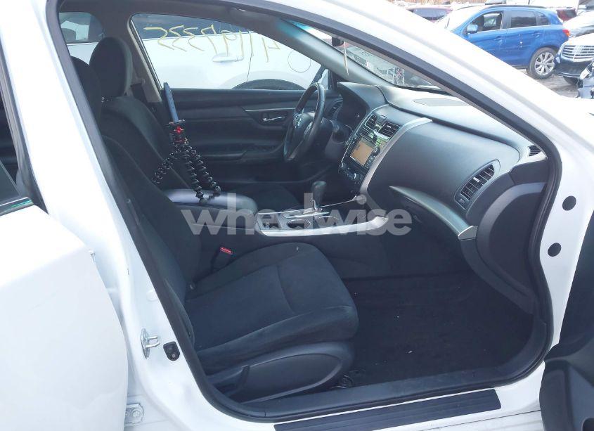 Photo 5 of 2015 Nissan Altima 2.5/2.5 S/2.5 SL/2.5 SV (VIN 1N4AL3AP2FC444857)