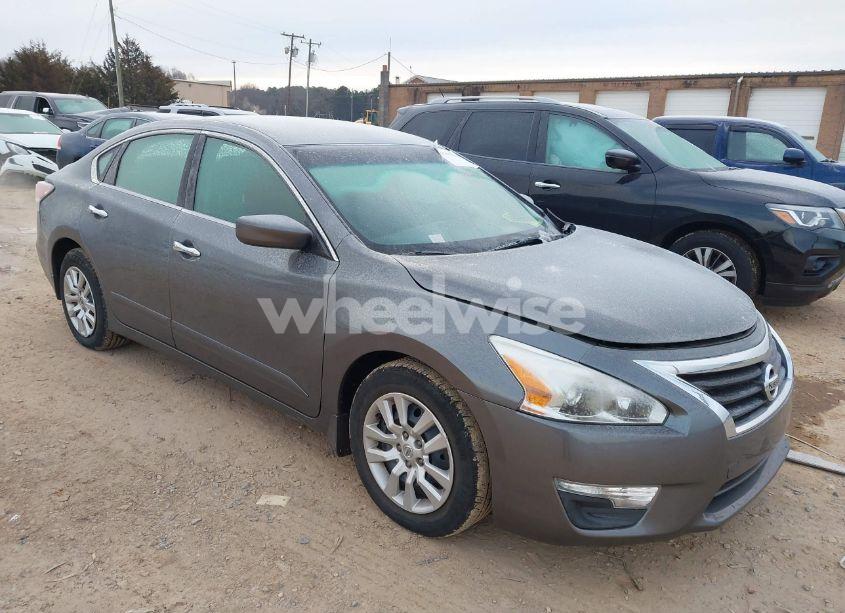 2015 Nissan Altima 2.5 S (VIN 1N4AL3AP2FC454692) main photo