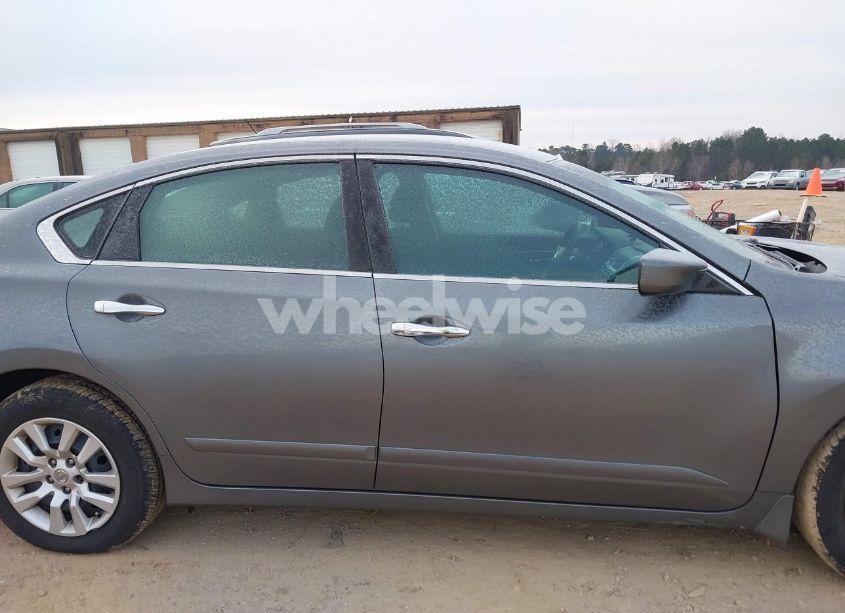 Photo 13 of 2015 Nissan Altima 2.5 S (VIN 1N4AL3AP2FC454692)