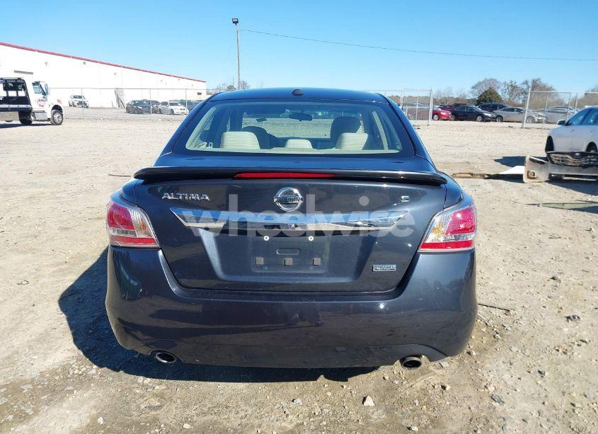Photo 16 of 2015 Nissan Altima 2.5 S (VIN 1N4AL3AP2FC465076)