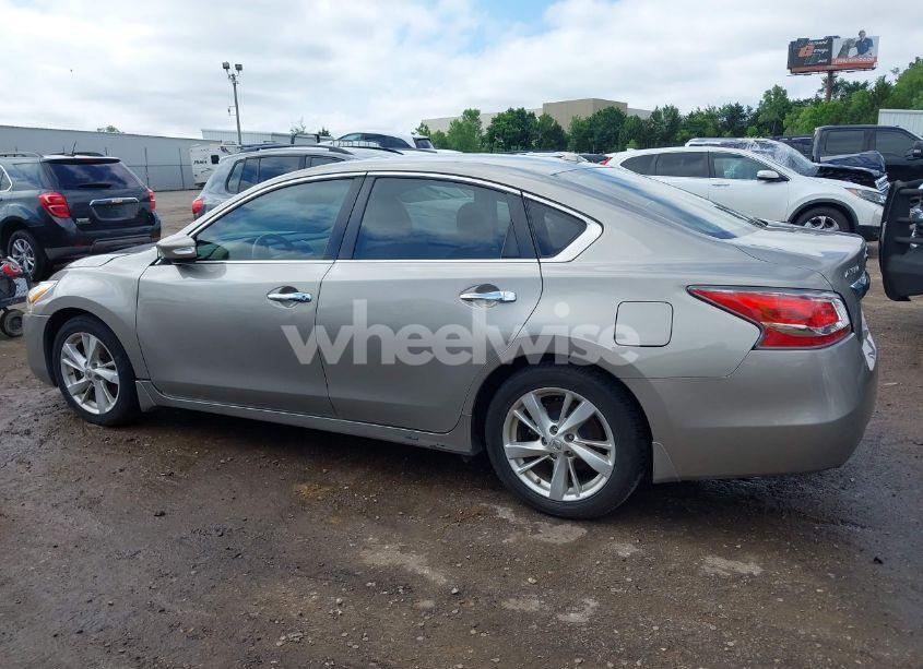 Photo 14 of 2015 Nissan Altima 2.5 SV (VIN 1N4AL3AP2FC465854)