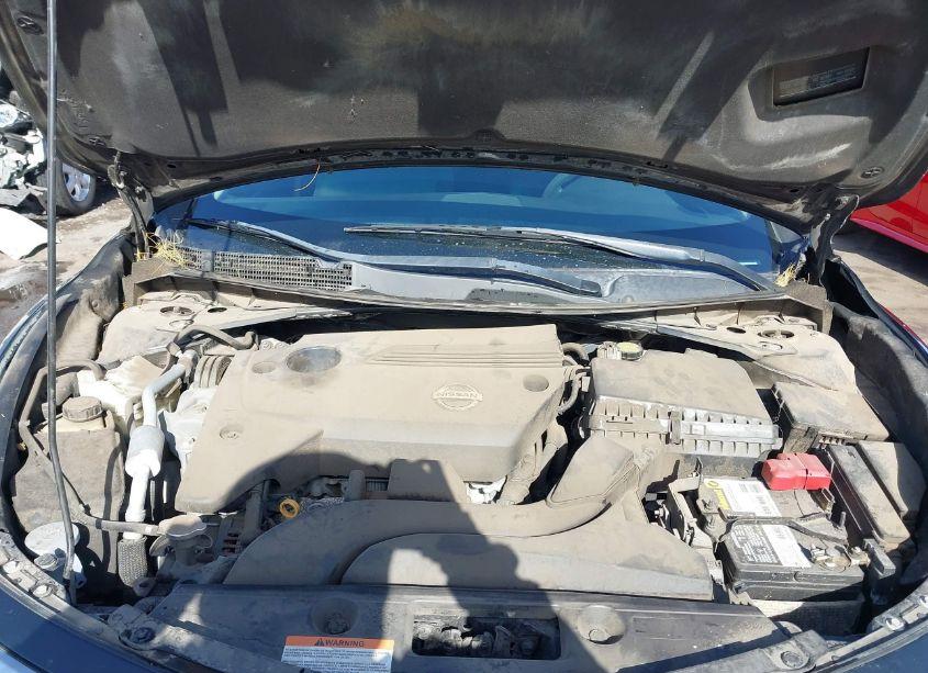 Photo 10 of 2015 Nissan Altima 2.5 S (VIN 1N4AL3AP2FC468527)