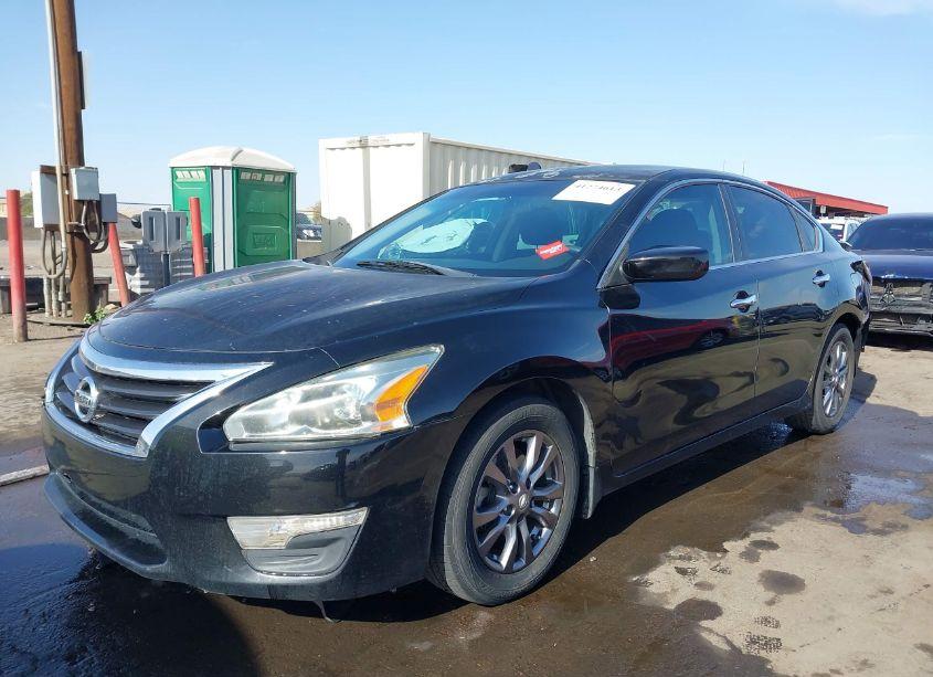 Photo 2 of 2015 Nissan Altima 2.5 S (VIN 1N4AL3AP2FC468527)