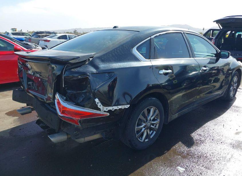 Photo 4 of 2015 Nissan Altima 2.5 S (VIN 1N4AL3AP2FC468527)