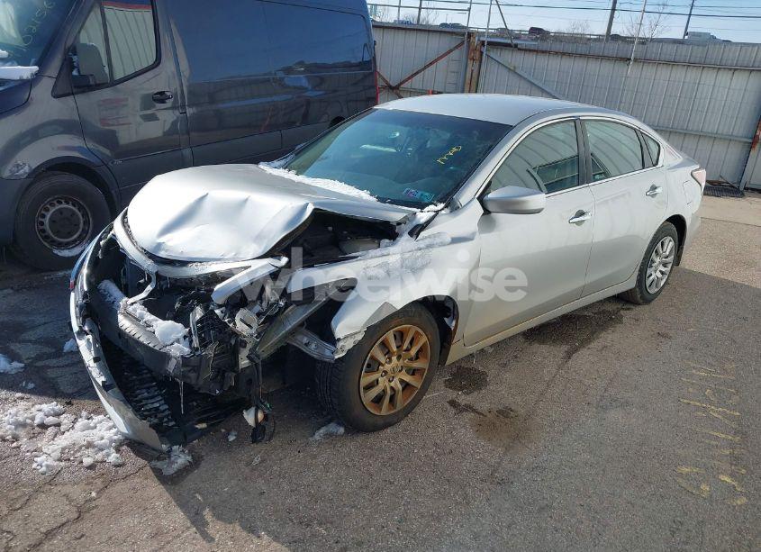 Photo 2 of 2015 Nissan Altima 2.5 S (VIN 1N4AL3AP2FC482198)