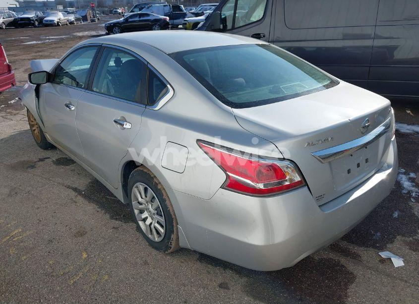 Photo 3 of 2015 Nissan Altima 2.5 S (VIN 1N4AL3AP2FC482198)