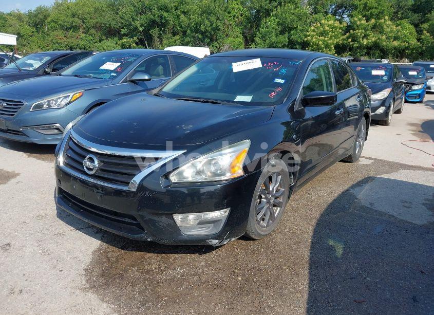 Photo 2 of 2015 Nissan Altima 2.5 S (VIN 1N4AL3AP2FC485179)