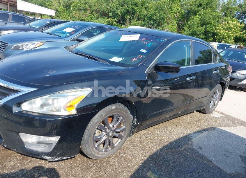 Photo 6 of 2015 Nissan Altima 2.5 S (VIN 1N4AL3AP2FC485179)