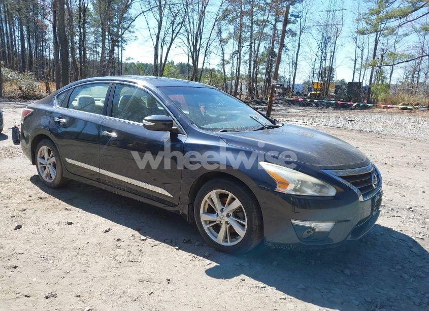 2015 Nissan Altima 2.5 SV (VIN 1N4AL3AP2FC485876) main photo