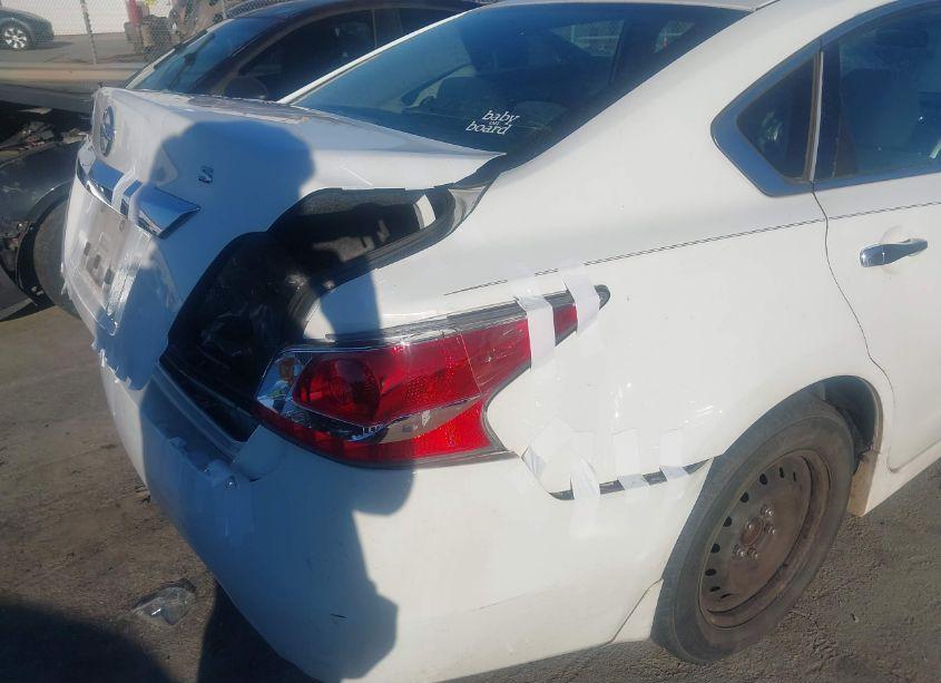 Photo 17 of 2015 Nissan Altima 2.5/2.5 S/2.5 SL/2.5 SV (VIN 1N4AL3AP2FC492021)