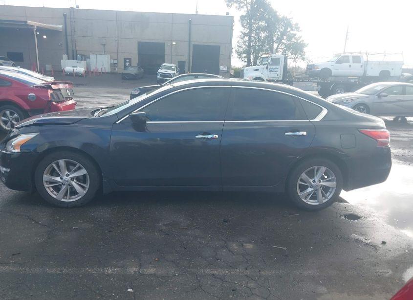 Photo 14 of 2015 Nissan Altima 2.5 SV (VIN 1N4AL3AP2FC495159)