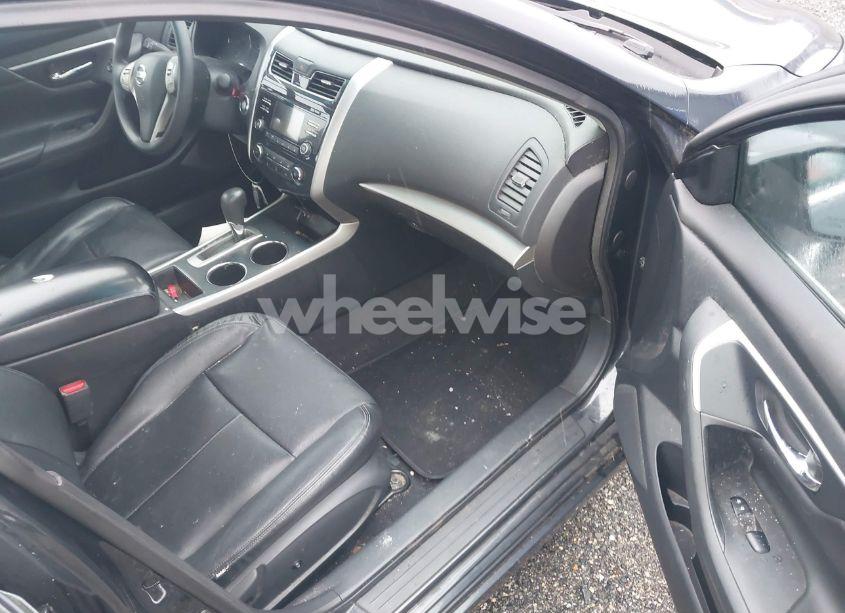 Photo 5 of 2015 Nissan Altima 2.5 S (VIN 1N4AL3AP2FC575108)