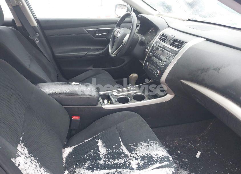Photo 5 of 2015 Nissan Altima 2.5 (VIN 1N4AL3AP2FC580809)