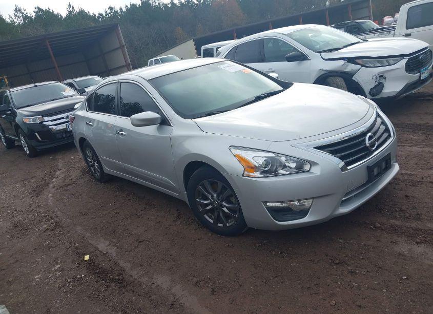 2015 Nissan Altima 2.5 S (VIN 1N4AL3AP2FC583614) main photo