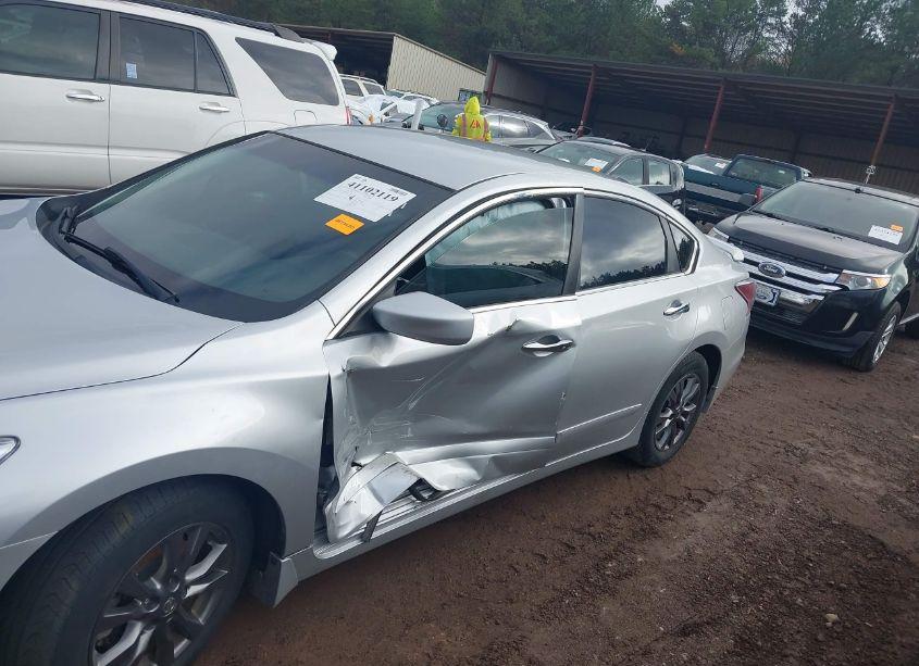 Photo 6 of 2015 Nissan Altima 2.5 S (VIN 1N4AL3AP2FC583614)